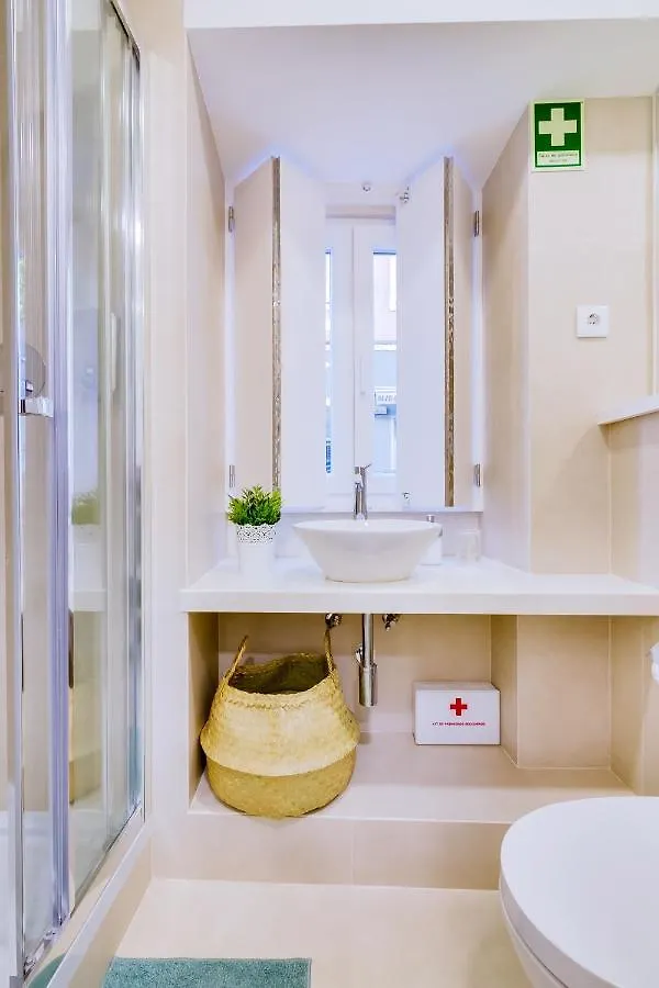 Casa Dos Doutores, A Cozy Apartment In Лиссабон